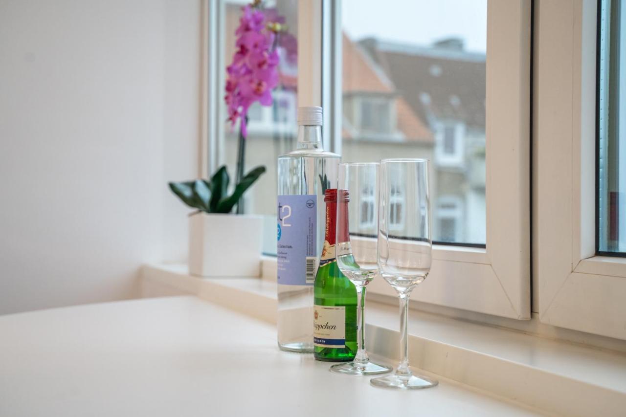 Kiel, Renovierte Innenstadtwohnung, 24H Check-In, 2 Kostenlose Fahrraeder ภายนอก รูปภาพ